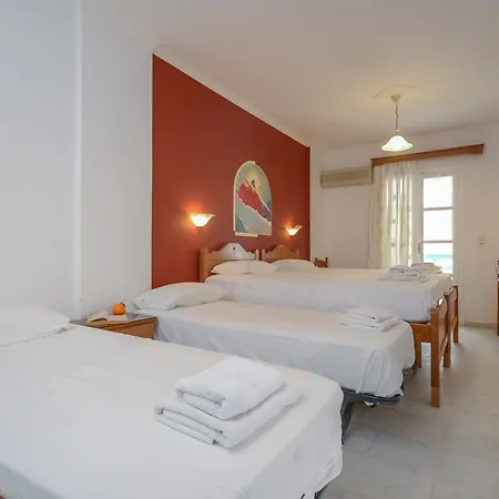 Mike's Apartamento Naxos City