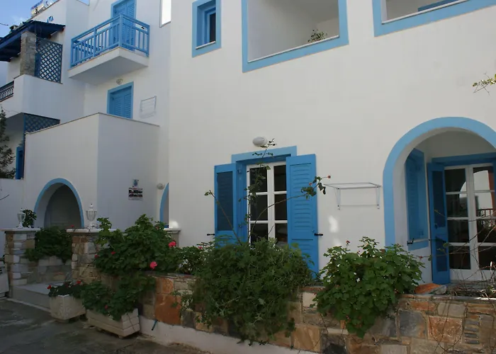 Daire Mike's Naxos City