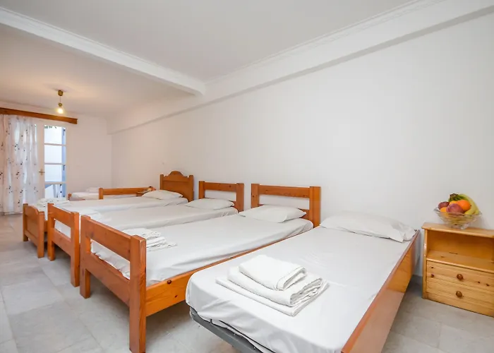 Daire Mike's Naxos City